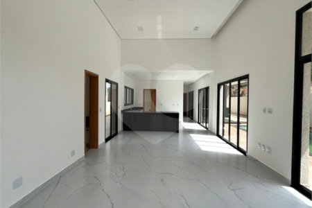 Casa à venda com 3 suítes no condomínio Spazio Design, Bragança Paulista - SP