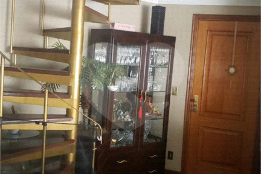 Cobertura à venda com 3 quartos, sendo 1 suíte, em Vila Guilherme, São Paulo, SP