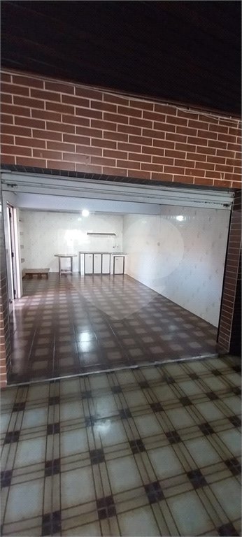 Casa à venda com 3 quartos, sendo 1 suíte, em Vila Scarpelli, Santo André, SP
