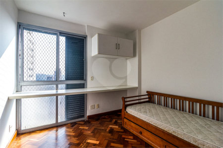 Cobertura à venda ou para alugar com 3 quartos, sendo 2 suítes, em Pinheiros, São Paulo, SP