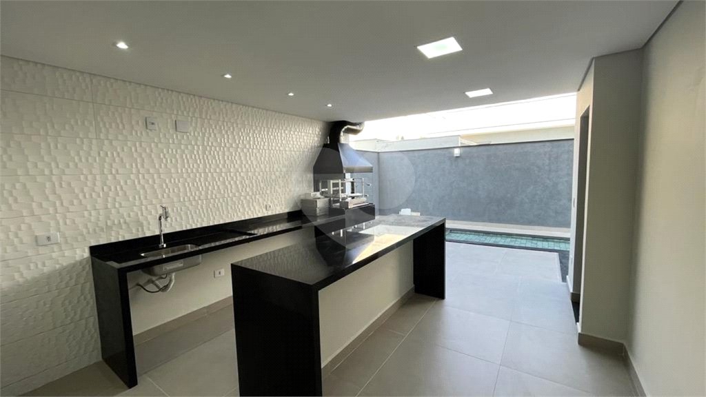 Casa à venda com 4 quartos, sendo 3 suítes, no condomínio Campos do Conde Sorocaba, Sorocaba - SP