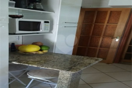 Chácara à venda com 3 suítes em Outeiro das Flores, Itupeva, SP