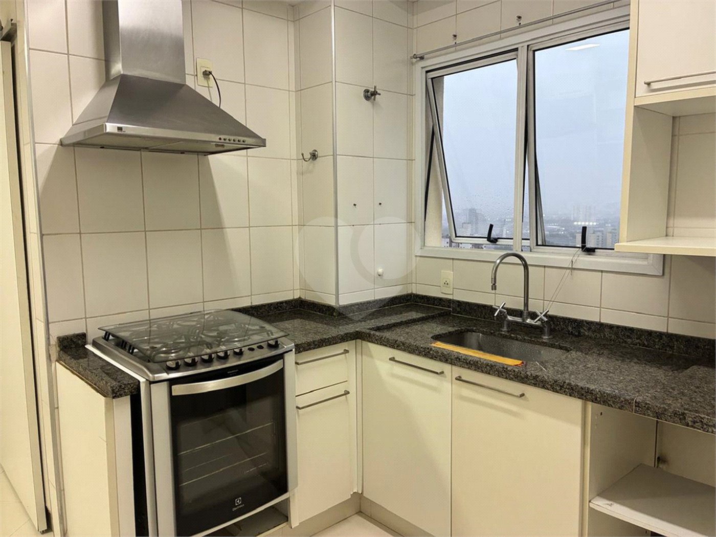 Apartamento à venda com 3 quartos, sendo 1 suíte, em Vila Guilherme, São Paulo, SP