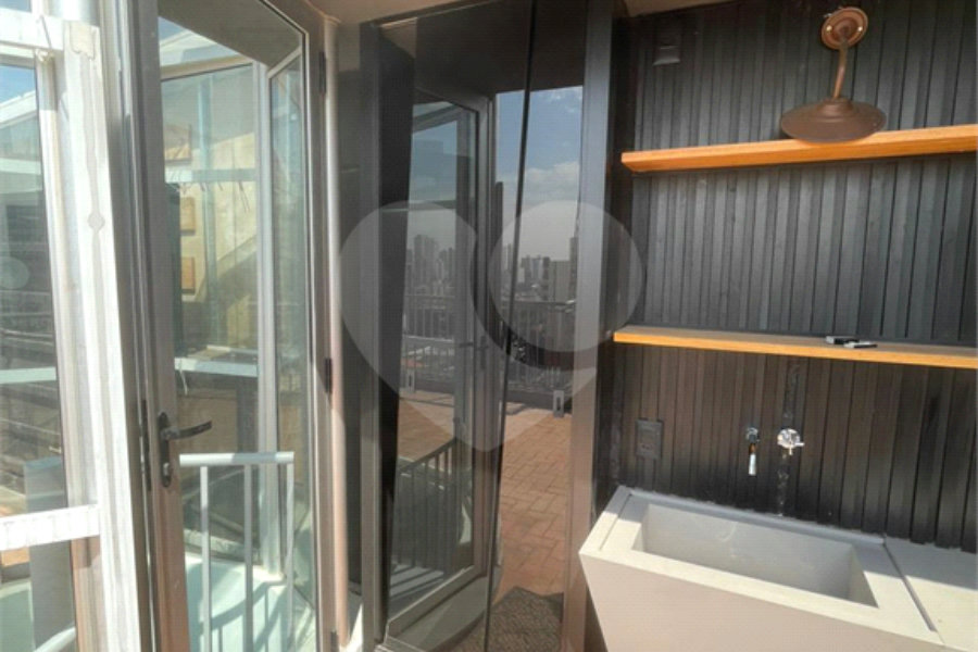 Duplex à venda com 1 quarto em Vila Madalena, São Paulo, SP