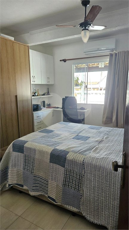 Casa em condomínio à venda com 4 quartos, sendo 1 suíte, em Baleia, São Pedro da Aldeia, RJ