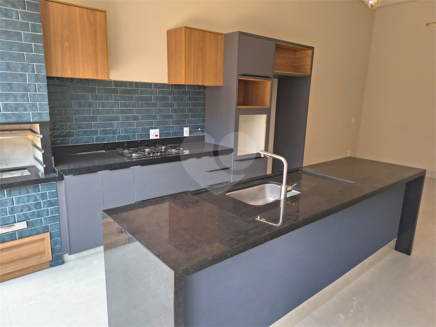Casa à venda com 3 suítes no condomínio Valencia Gracia, Ribeirão Preto - SP