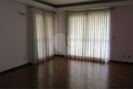 Apartamento à venda com 4 quartos, sendo 2 suítes,  em Cambuí, Campinas, SP