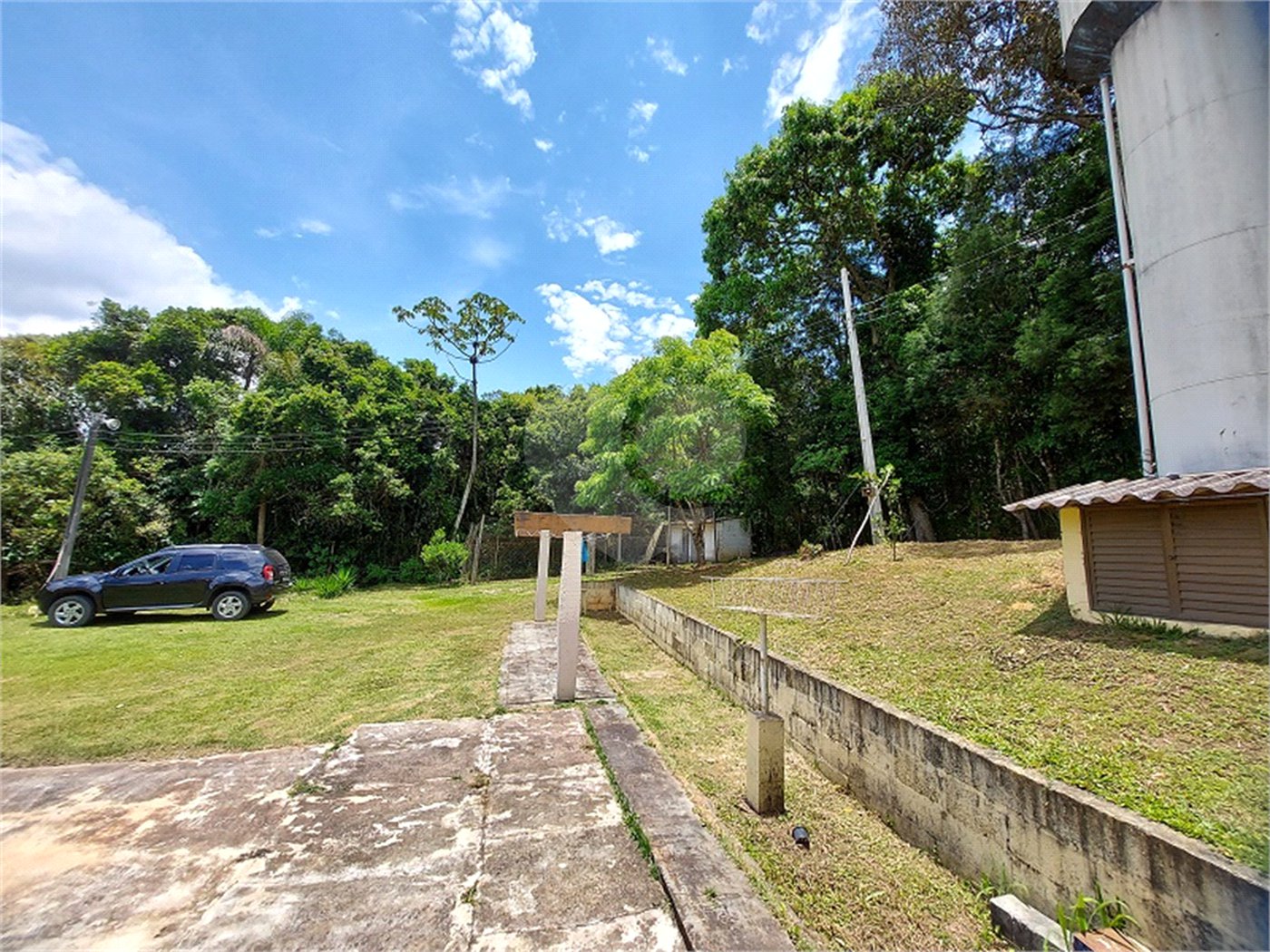 Casa à venda com 4 quartos, sendo 1 suíte, no Centro, Ibiúna, SP