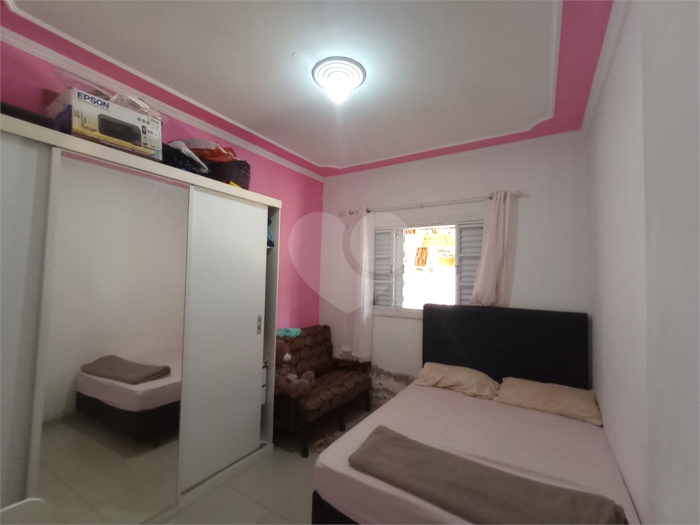 Casa à venda com 4 quartos, sendo 1 suíte, em Jardim Maricota, Itapetininga, SP