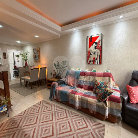 Casa à venda com 2 suítes no condomínio Village Palmas, São Paulo - SP