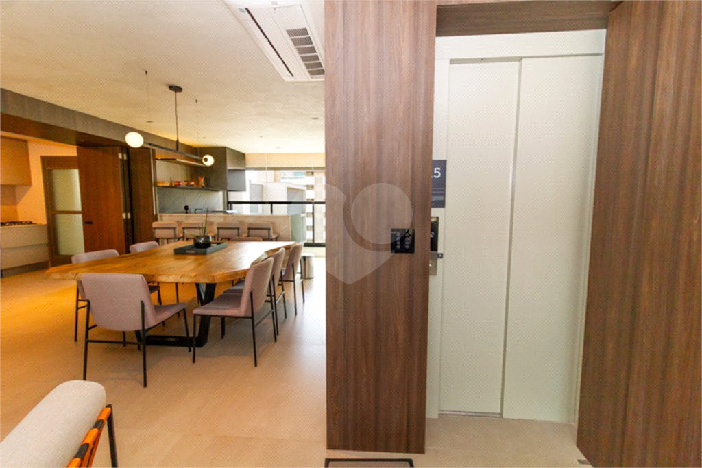 Apartamento à venda com 3 quartos, sendo 1 suíte, em Vila Mariana, São Paulo, SP