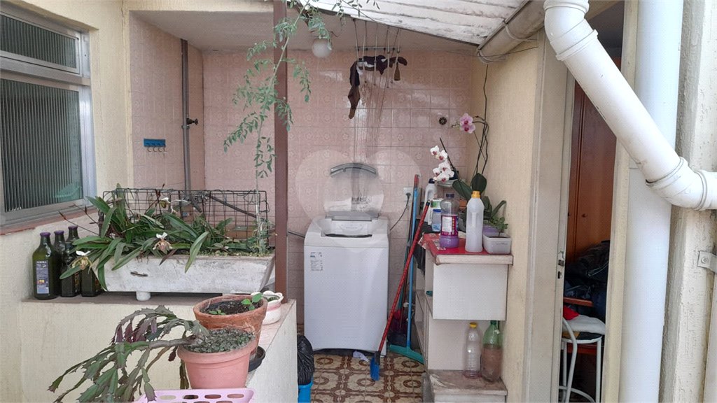 Sobrado à venda com 2 quartos em Tremembé, São Paulo, SP