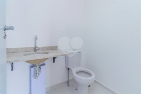 Apartamento à venda com 2 quartos, sendo 1 suíte, em Alto da Boa Vista, São Paulo, SP