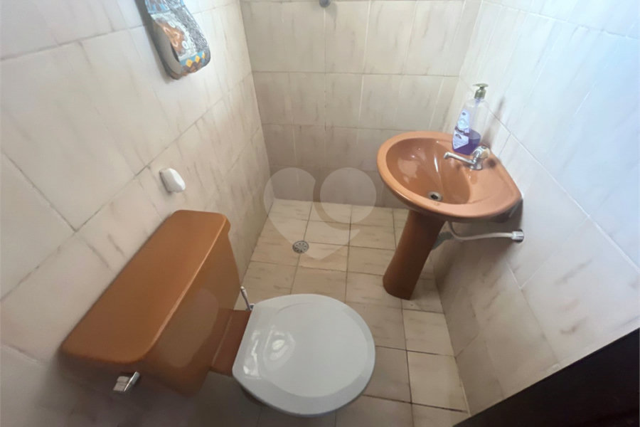 Sobrado à venda com 7 quartos, sendo 1 suíte, em Tremembé, São Paulo, SP