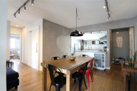 Apartamento à venda com 2 quartos, sendo 1 suíte, em Água Branca, São Paulo, SP
