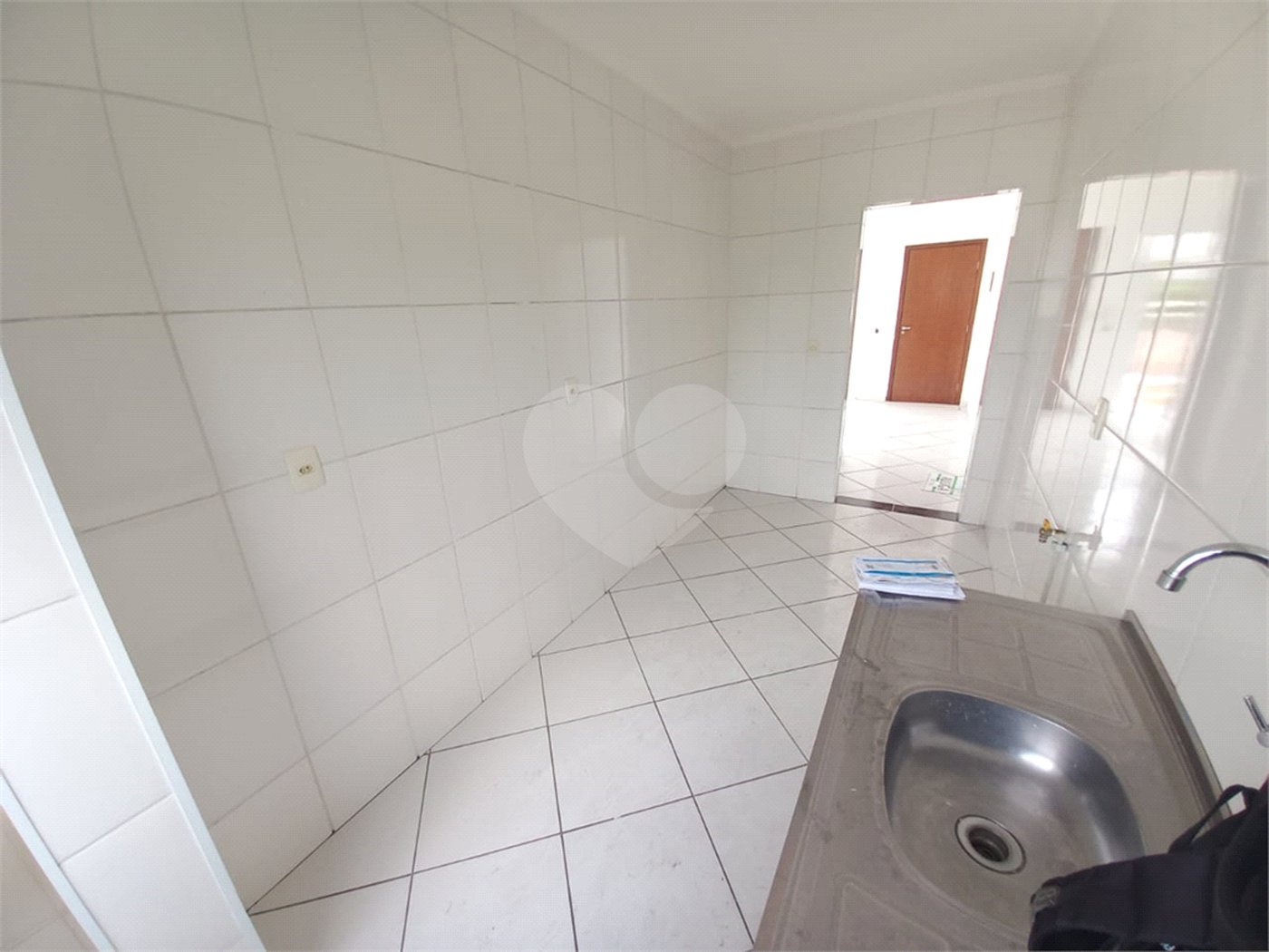 Apartamento à venda com 1 quarto em Vila Haro, Sorocaba, SP