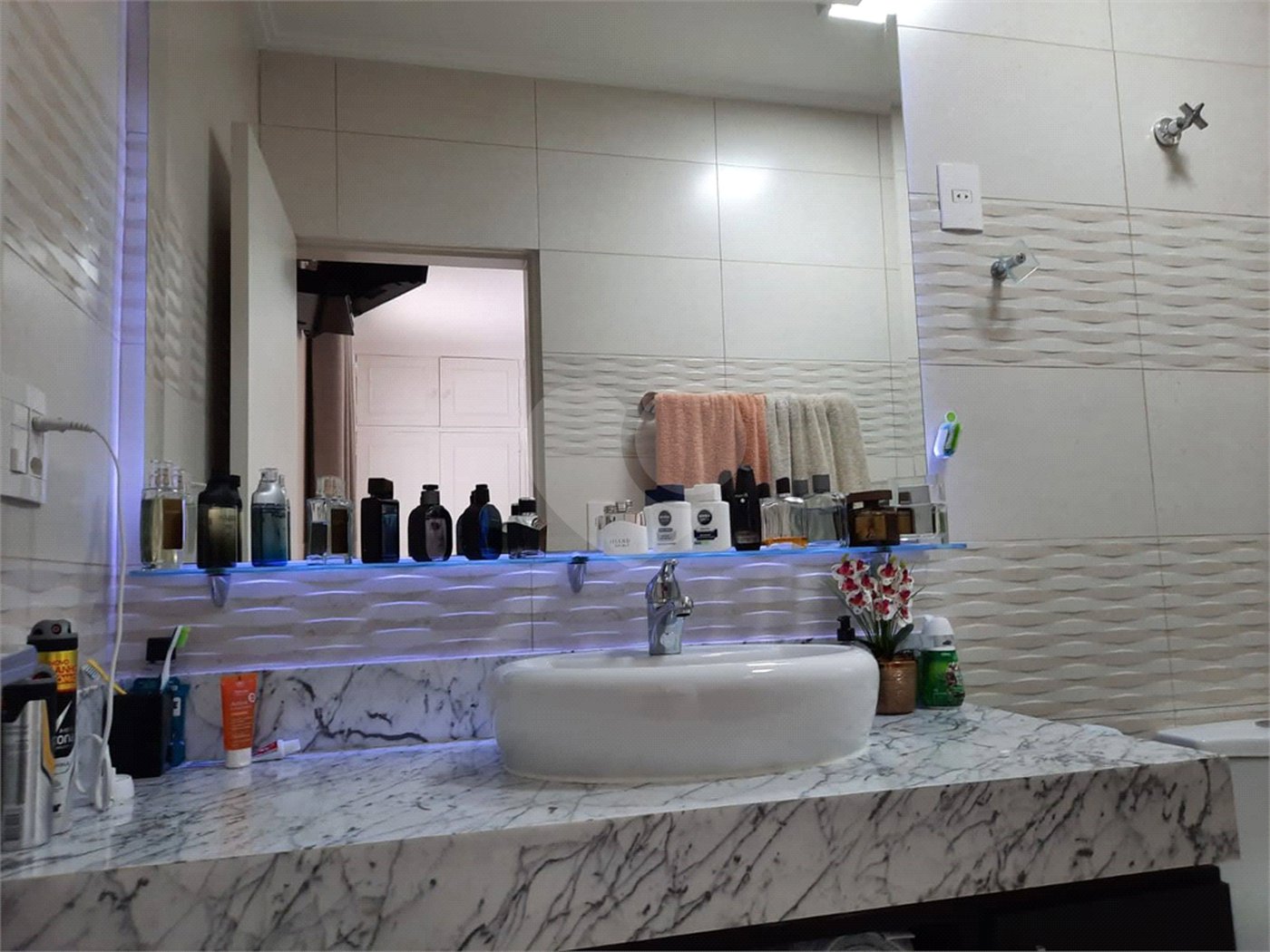 Sobrado à venda com 3 quartos, sendo 1 suíte, em Brooklin, São Paulo, SP