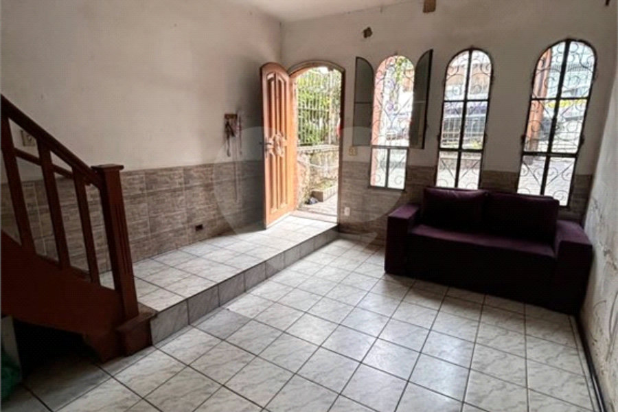 Sobrado à venda com 3 quartos em Água Fria, São Paulo, SP