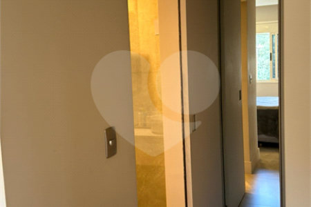 Apartamento à venda com 3 quartos, sendo 1 suíte,  em Jardim Paulista, São Paulo, SP