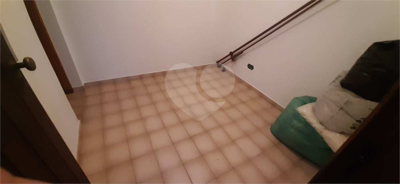 Sobrado à venda com 4 quartos, sendo 2 suítes, em Jardim França, São Paulo, SP