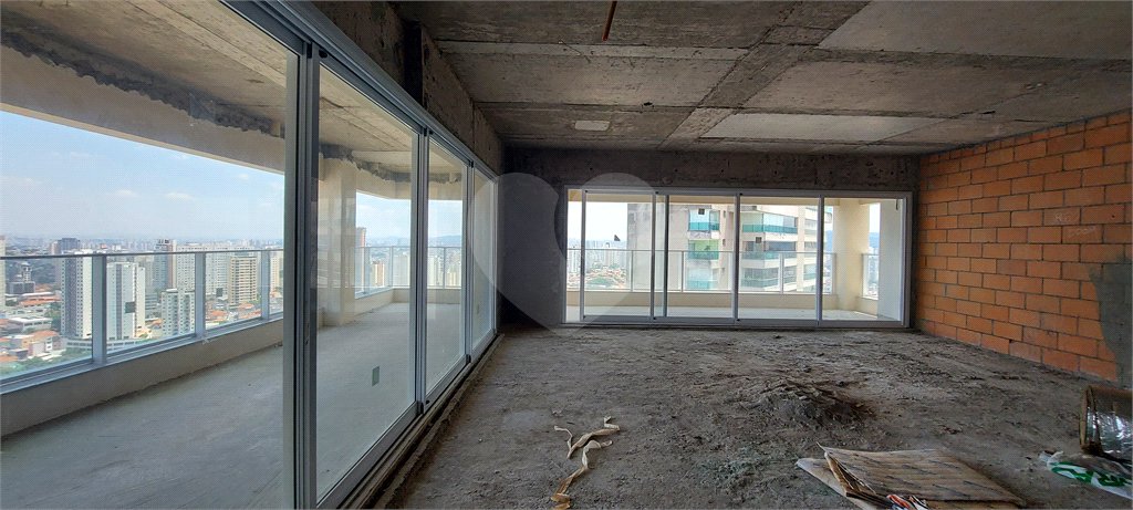 Apartamento à venda com 4 suítes em Santana, São Paulo, SP