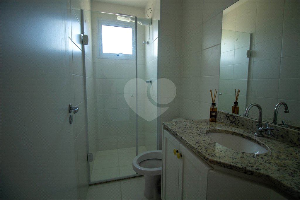 Apartamento para alugar com 2 quartos, sendo 1 suíte, em Chácaras Manão, Mairinque, SP