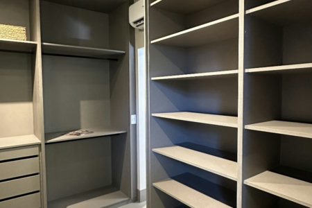 Casa à venda com 4 quartos, sendo 2 suítes,  no condomínio Damha IV, Presidente Prudente - SP