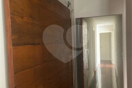 Casa à venda com 3 suítes em Chácara Granja Velha, Cotia, SP
