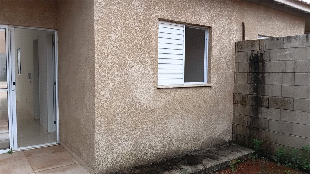 Casa à venda com 2 quartos em Vila Popular, Itapetininga, SP