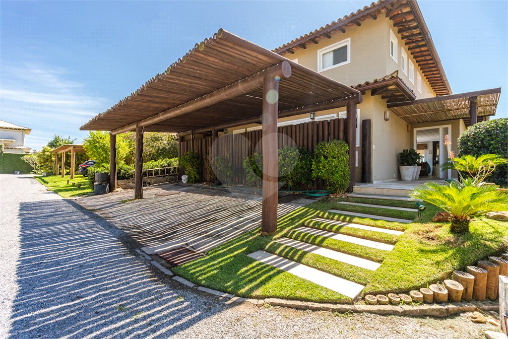 Casa em condomínio à venda com 6 quartos, sendo 5 suítes,  em Praia Rasa, Armação dos Búzios, RJ