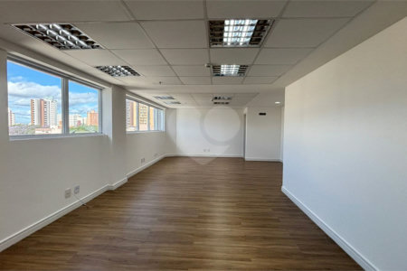 Sala para alugar em Vila Bastos, Santo André, SP