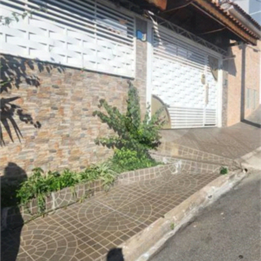 Casa Térrea à venda com 3 quartos, sendo 2 suítes, em Vila Medeiros, São Paulo, SP