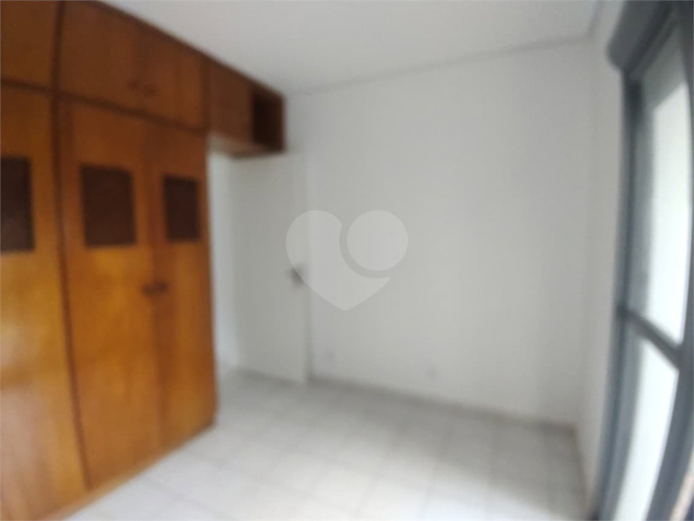 Sobrado à venda com 3 quartos, sendo 1 suíte,  em Tremembé, São Paulo, SP