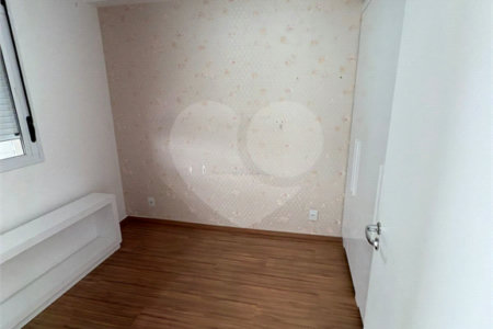 Apartamento à Venda na Rua Catumbi – 33m²