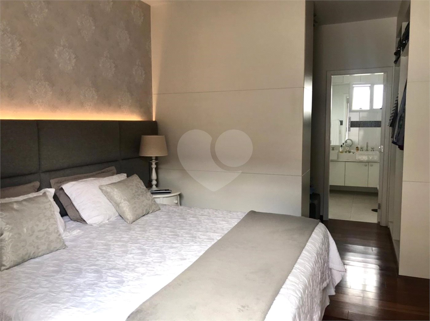 Casa à venda com 4 suítes no condomínio Sunset Brooklin, São Paulo - SP