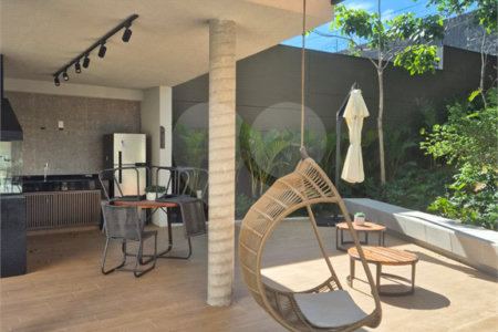 Apartamento à venda com 3 quartos, sendo 1 suíte, em Vila Anastácio, São Paulo, SP