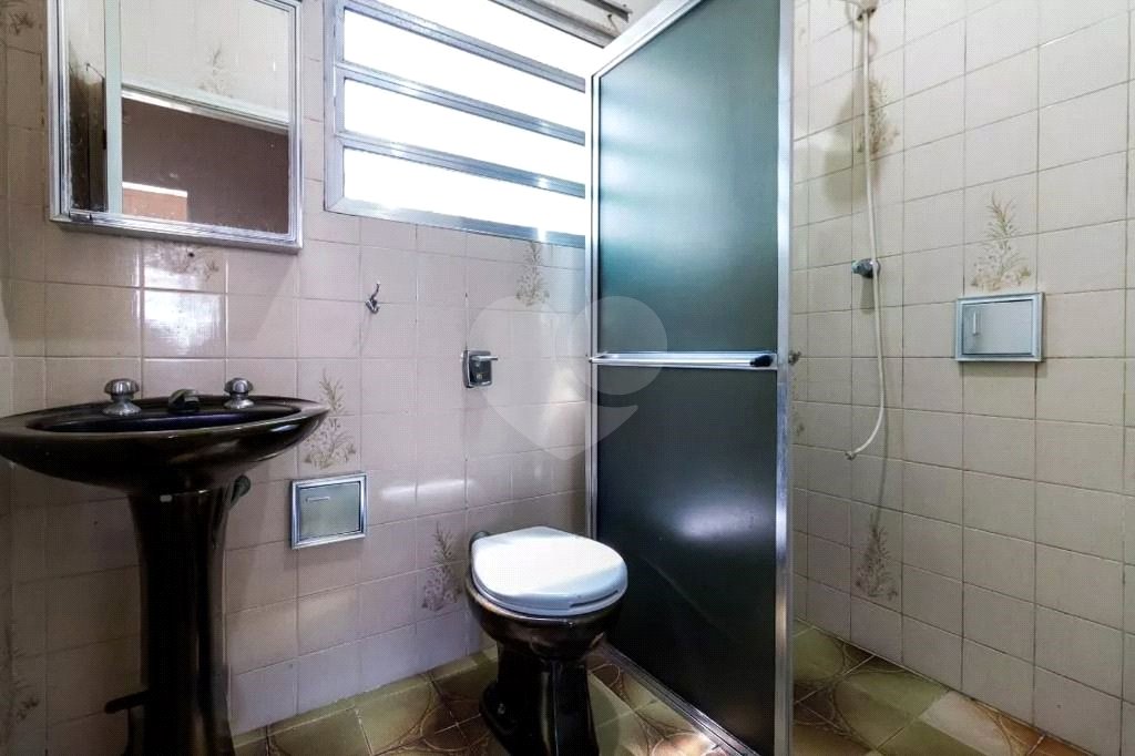 Sobrado à venda com 3 quartos em Vila Carrão, São Paulo, SP