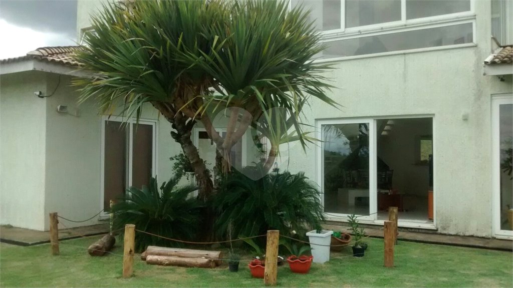 Casa à venda com 4 quartos, sendo 2 suítes, em Pinhal, Jarinu, SP