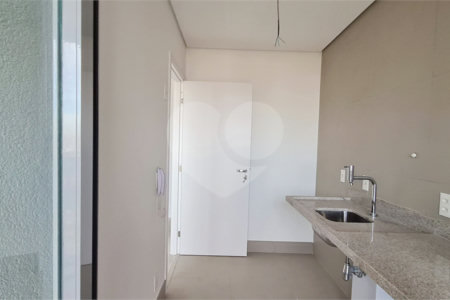 Apartamento à venda com 2 quartos, sendo 1 suíte,  em Pinheiros, São Paulo, SP