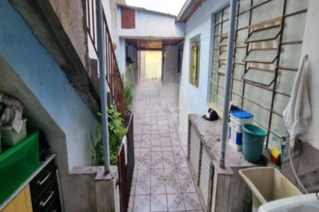 Casa à venda com 3 quartos, sendo 1 suíte, em Vila Carrão, São Paulo, SP