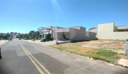Terreno à venda no condomínio Residencial Maria Dulci, Indaiatuba - SP