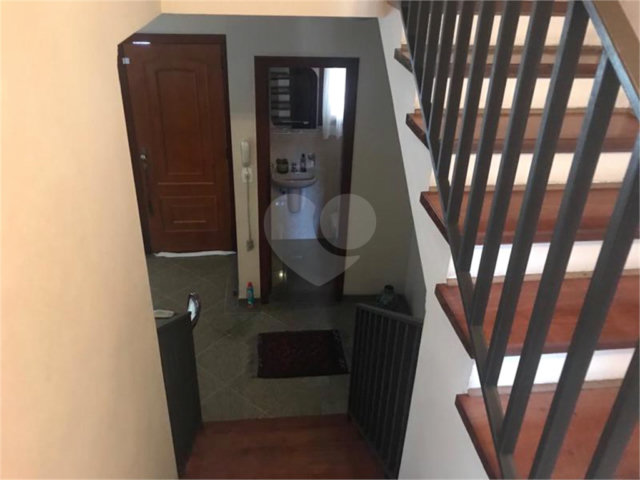 Casa à venda com 3 quartos, sendo 1 suíte,  no condomínio Morada de Itapuã, São Paulo - SP