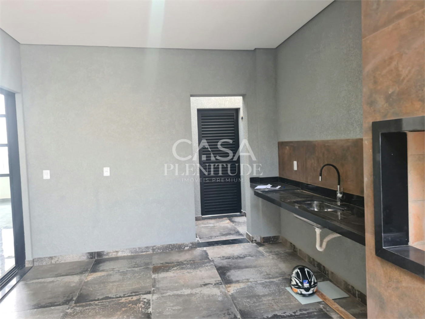 Casa em condomínio à venda com 3 quartos, sendo 1 suíte, em Wanel Ville, Sorocaba, SP