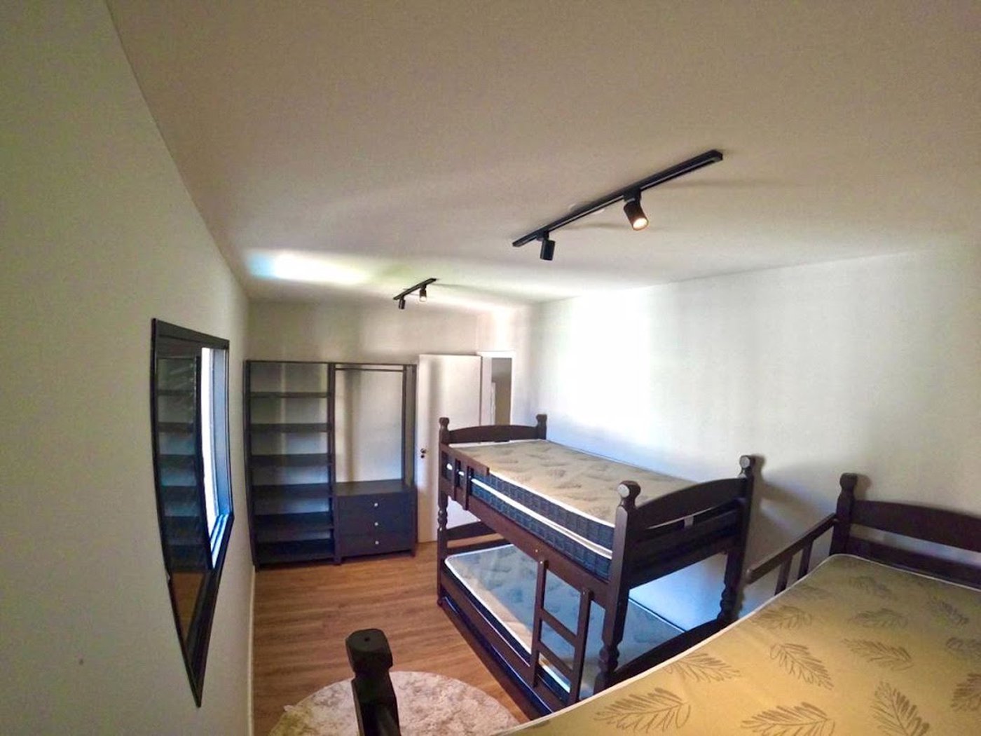 Apartamento com 2 dormitórios à venda, 78 m² por R$ 420.000,00 - Vila Júlia - Guarujá/SP