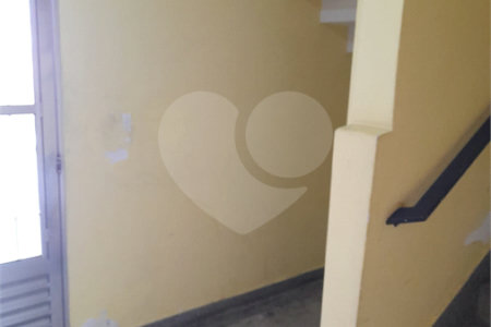 Apartamento à venda ou para alugar com 2 quartos em Parque Santana, Mogi das Cruzes, SP