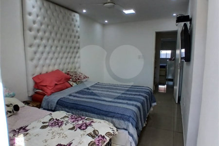 Casa à venda com 4 quartos, sendo 1 suíte, em Campo Grande, Rio de Janeiro, RJ