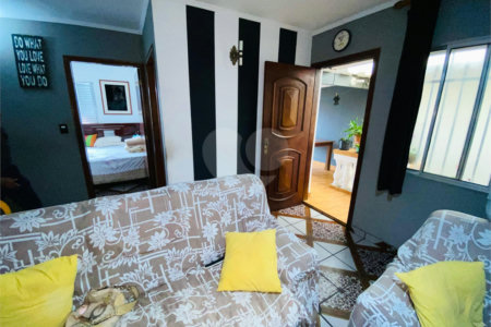 Sobrado à venda com 8 quartos em Jardim São Jorge (raposo Tavares), São Paulo, SP