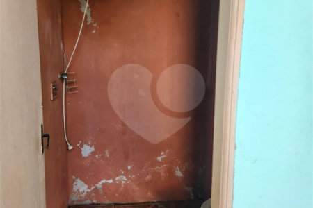 Casa à venda com 2 quartos no Centro, Araraquara, SP
