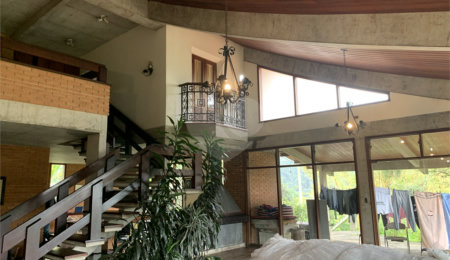 Sobrado à venda com 4 quartos, sendo 2 suítes,  em Tremembé, São Paulo, SP