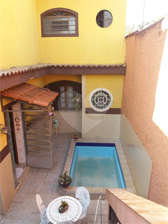 Sobrado à venda com 3 quartos, sendo 1 suíte, em Jardim Japão, São Paulo, SP
